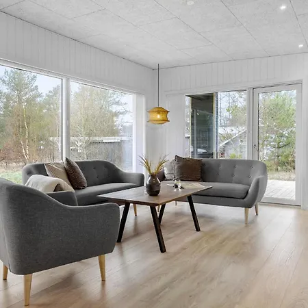 3 Bedroom Awesome In