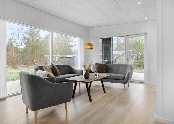 3 Bedroom Awesome In