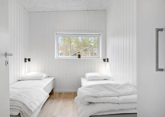 3 Bedroom Awesome In Сasa de vacaciones Fjerritslev